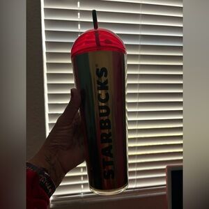 💚NWT❤️Starbucks 2024 Metallic Red, Green & Gold Stripe Cold Cup Dome Tumbler